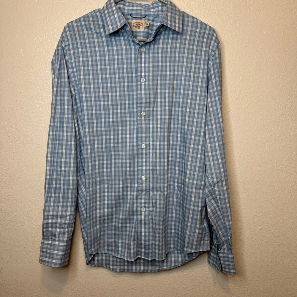 Faherty Men’s Blue Plaid Casual Button Down Size Small